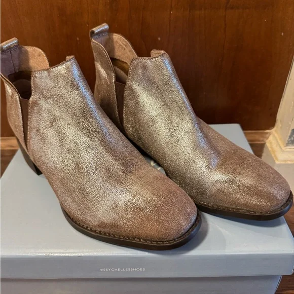 Seychelles Women's Silver Ankle Boots - Picture 6 of 8